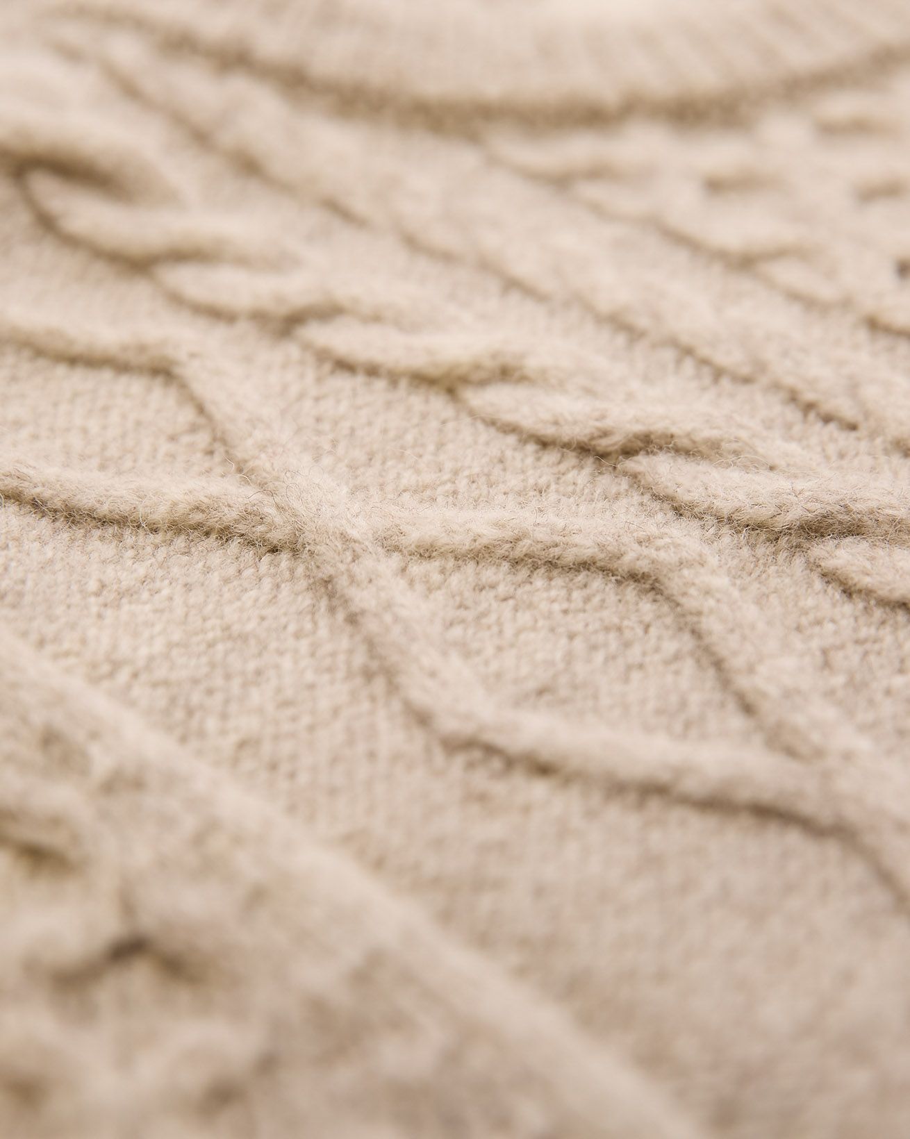 8949_Mens_Cable_Jumper_Oatmeal_Fleck_Detail_1_WEB.jpg