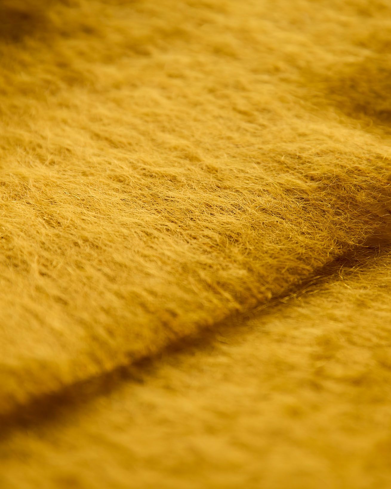 7548_Mohair_Throw_Bronze_Detail_1_WEB.jpg