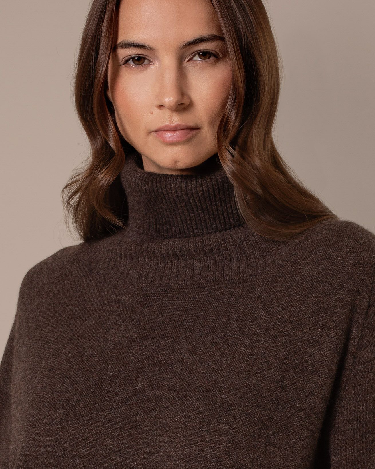 7505_Supersoft_Slouch_Roll_Neck_Jumper_Tanners_Brown-2_WEB.jpg