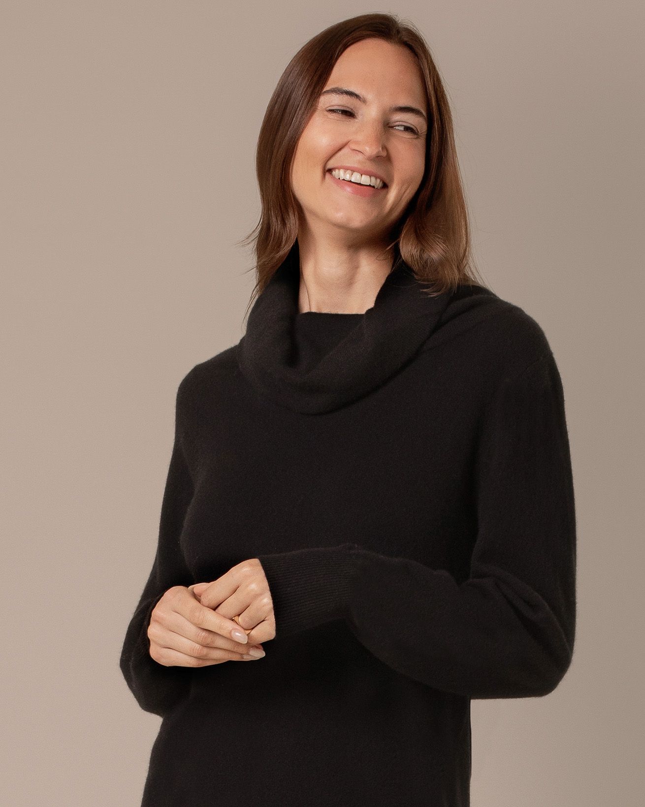 8918_Lambswool_Slouch_Cowl_Neck_Dress_Black-66_WEB.jpg