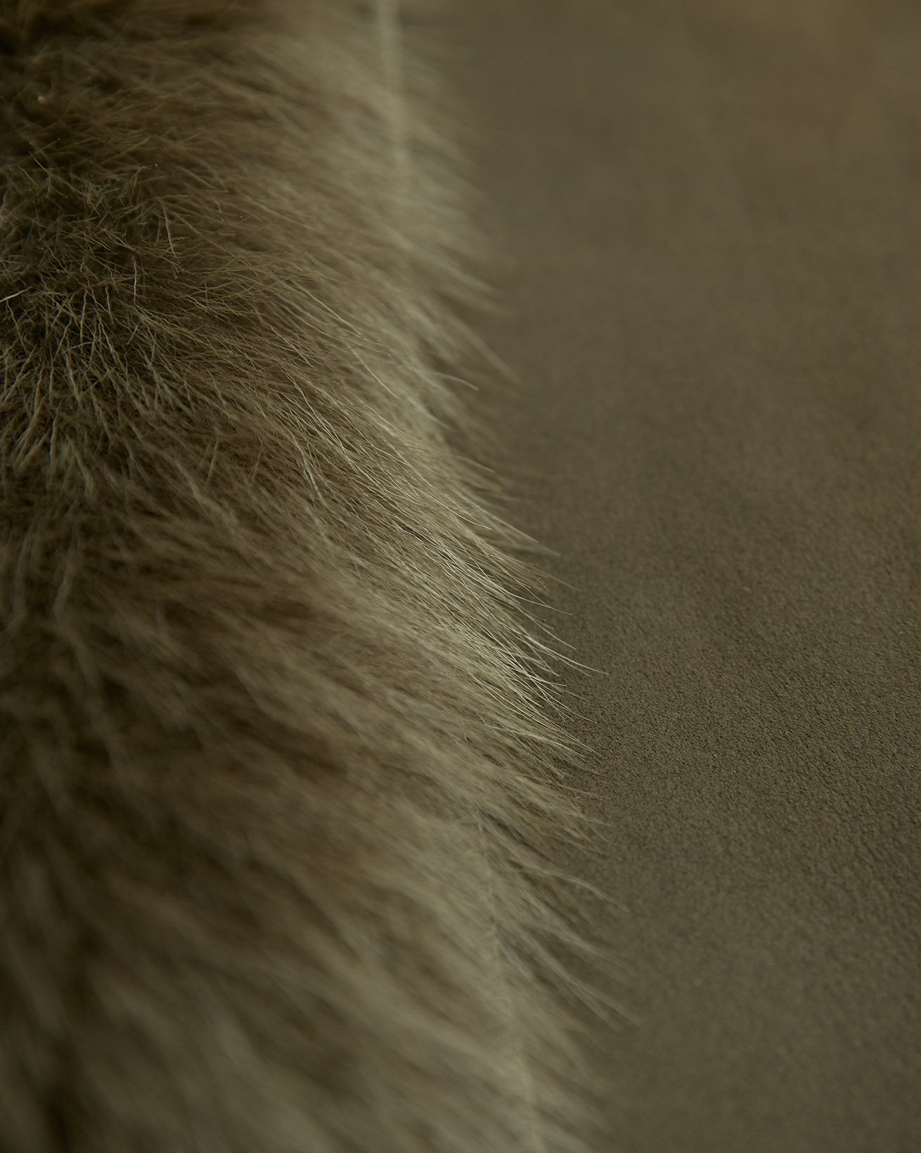 8848_Reversible_Toscana_Gilet_Black_Olive_Detail_1_WEB.jpg