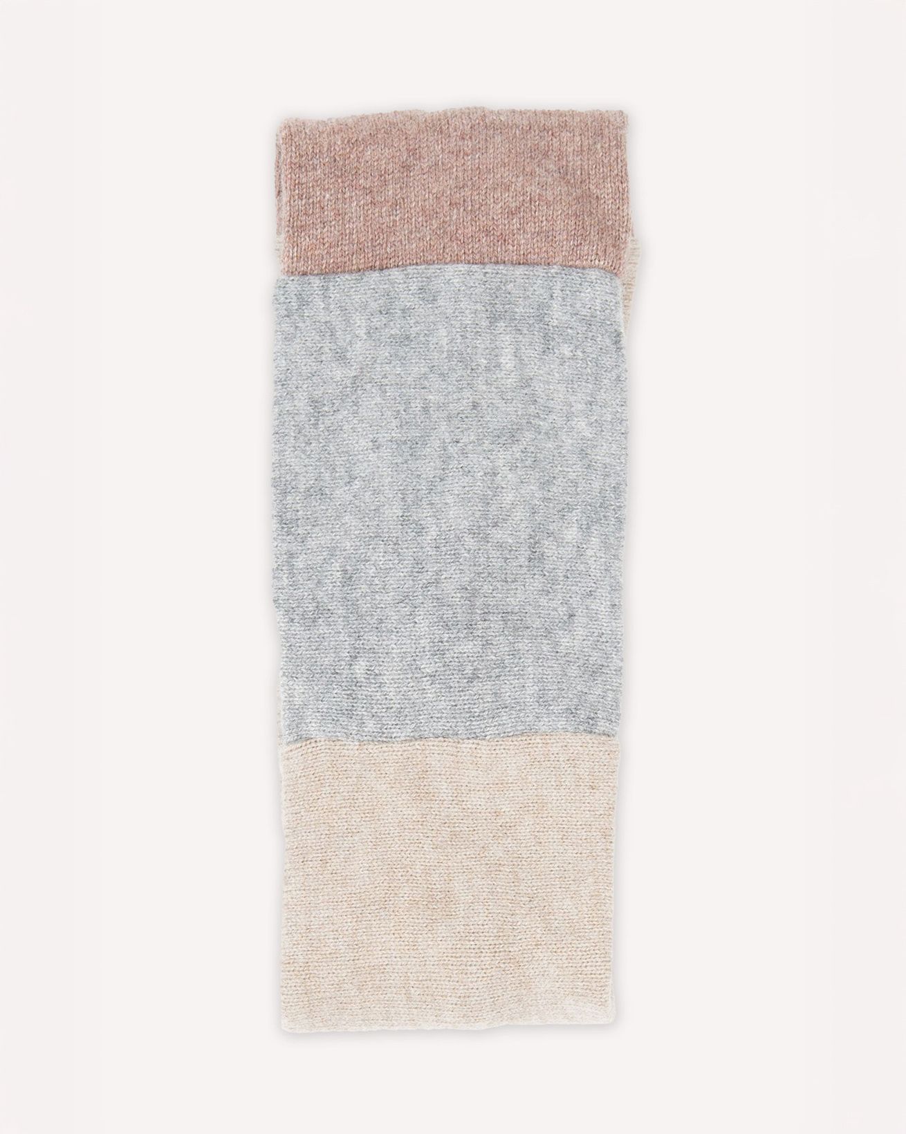 Ear_Warmer___Neutral_2_WEB.jpg