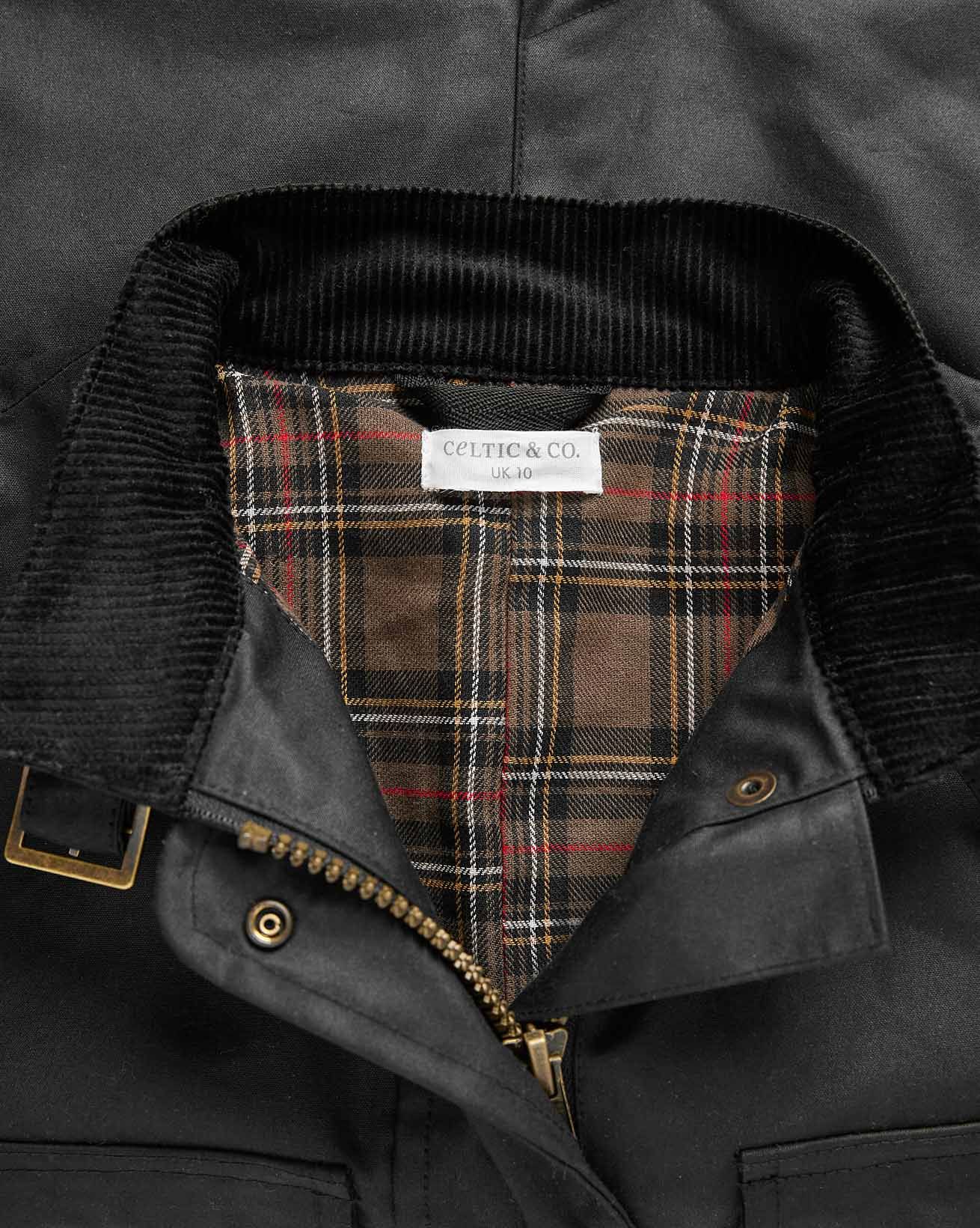 8844_Waxed_Cotton_Belted_Jacket_Black_Detail_4_WEB.jpg