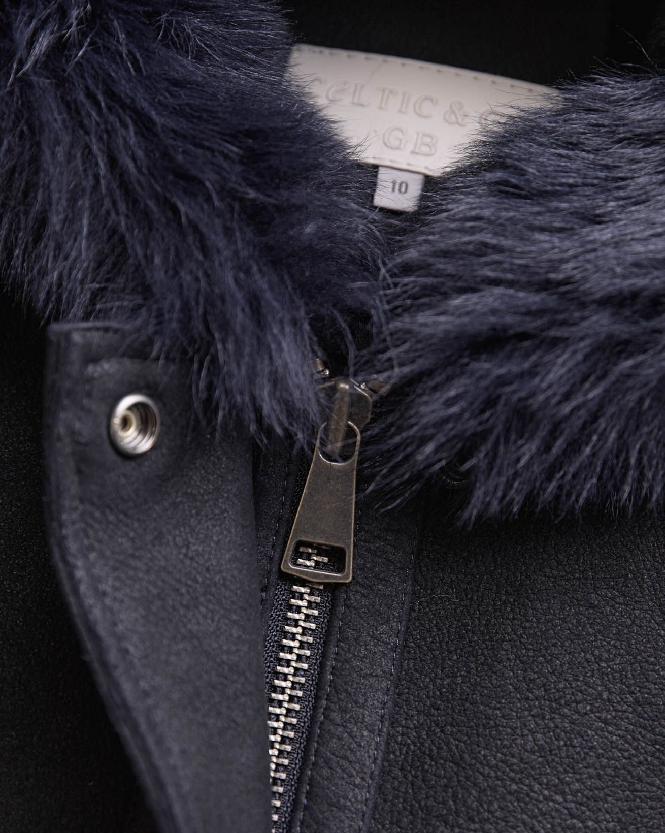 8987_Drawcord_Detail_Hooded_Coat_Dark_Navy_Detail_3_WEB.jpg
