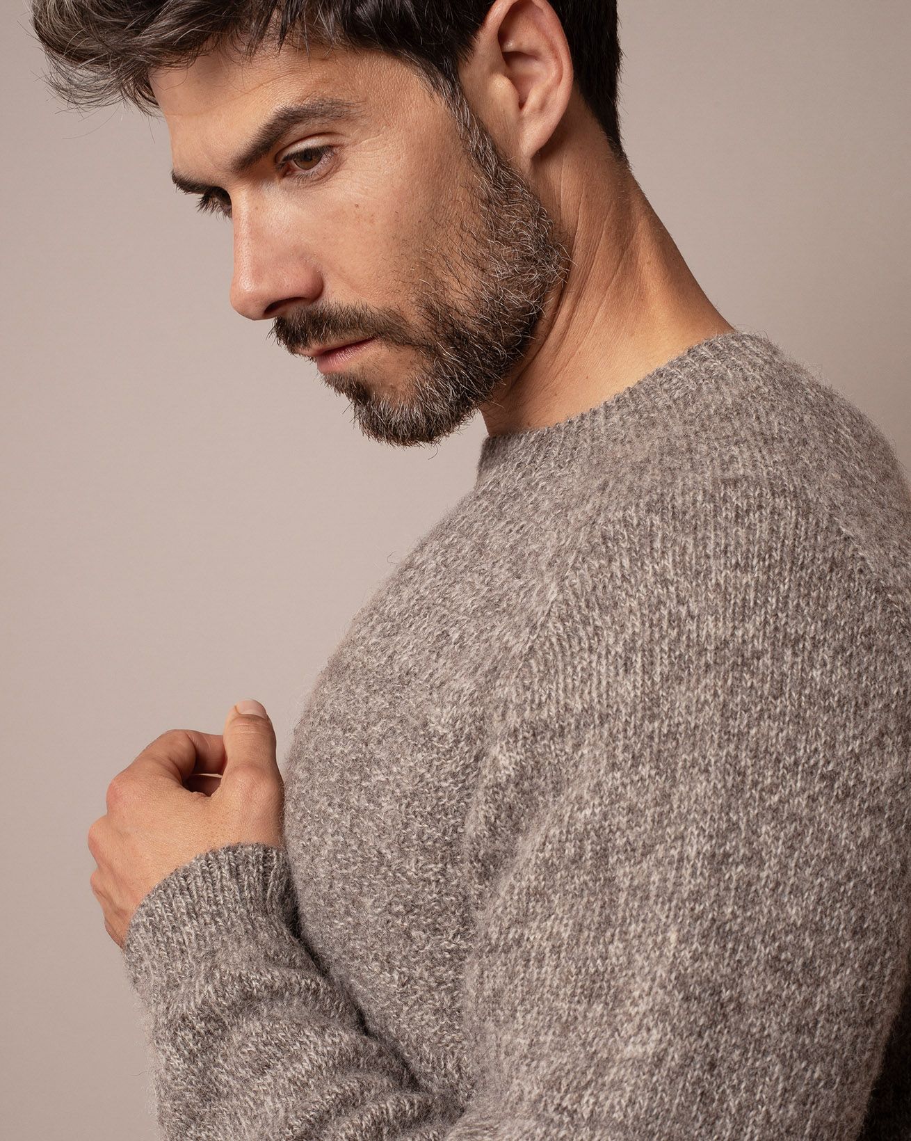 8979_Mens_Saddle_Shoulder_Stitch_Detail_Jumper 2_204_WEB.jpg