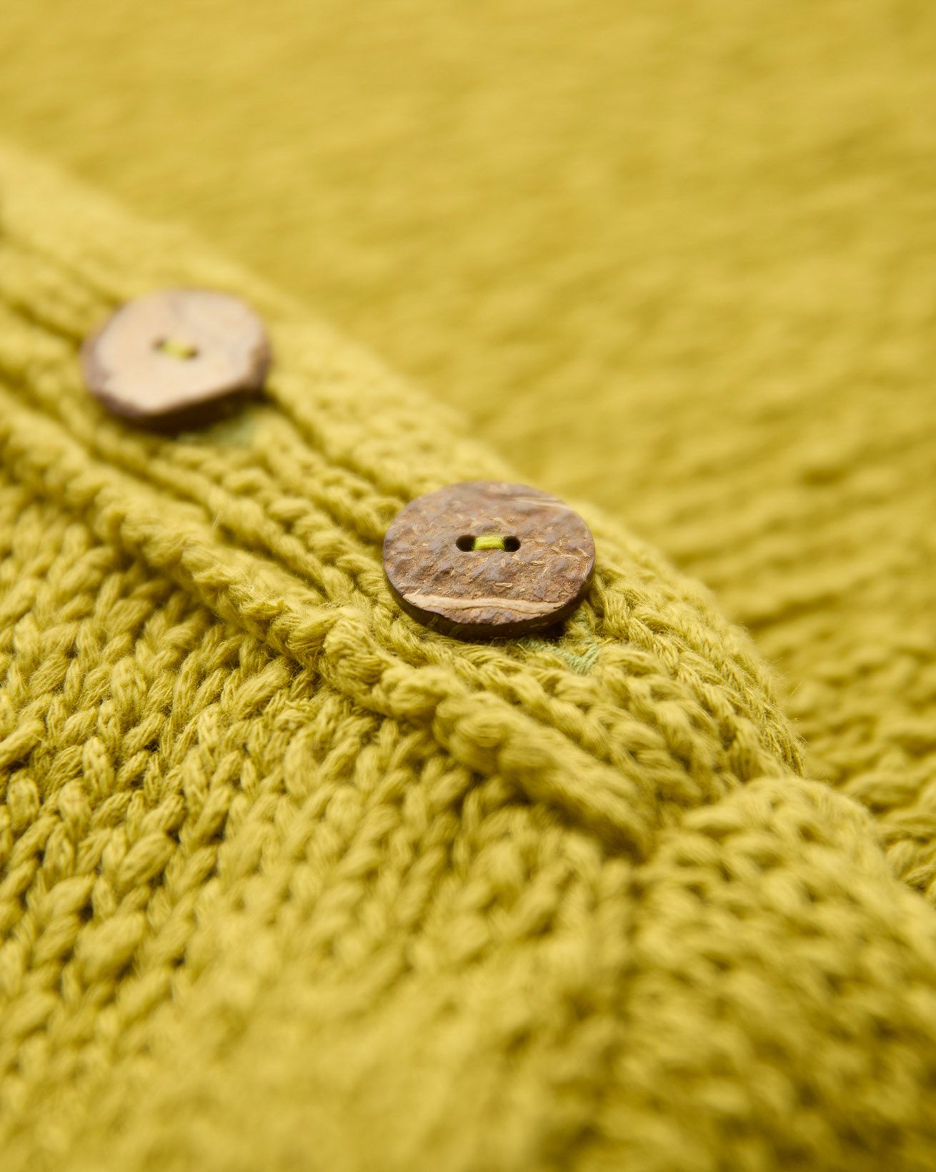 8405_Slub_Button_Detail_ochre_Detail_1_WEB.jpg