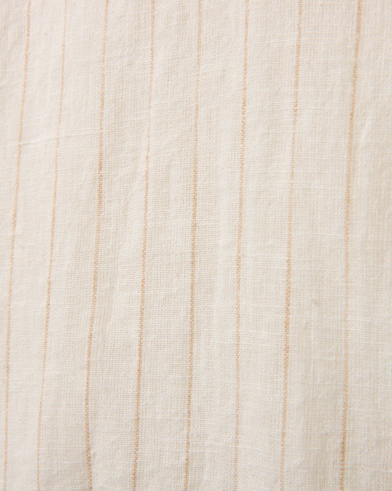 9074_Boxy_Shirt_Ecru_Pinstripe_Detail_2_WEB.jpg
