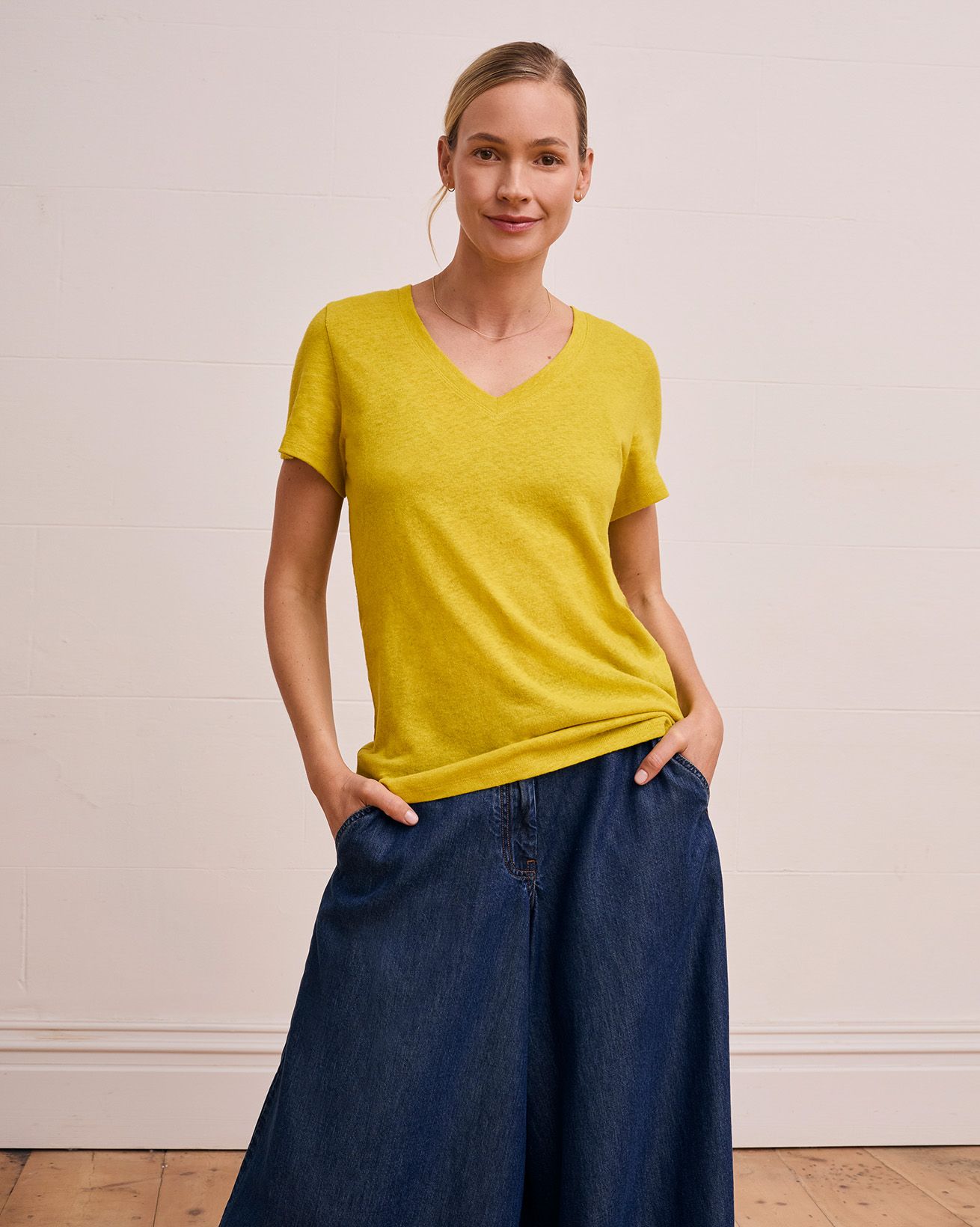 Linen Blend V Neck T Shirt