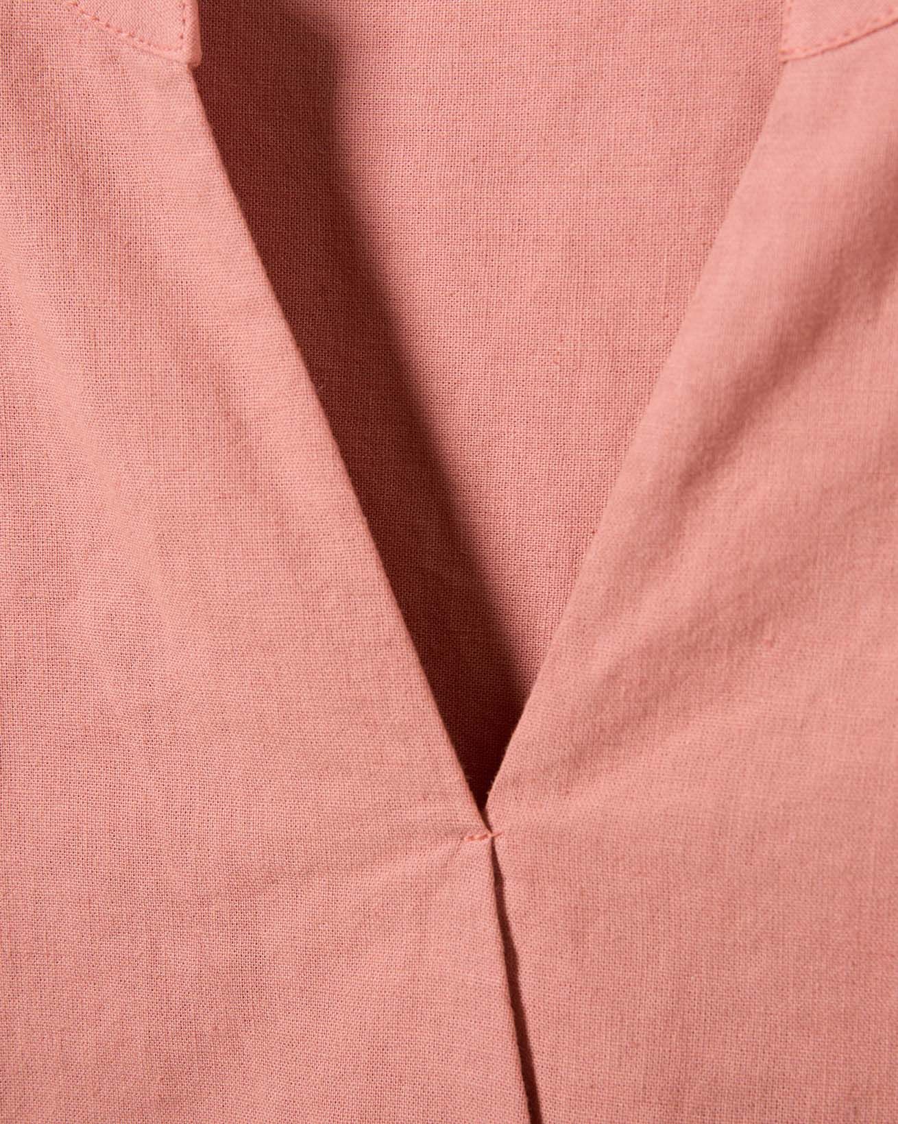 9065_Dipped_Hem_Top_Desert_Rose_Detail_1_WEB.jpg
