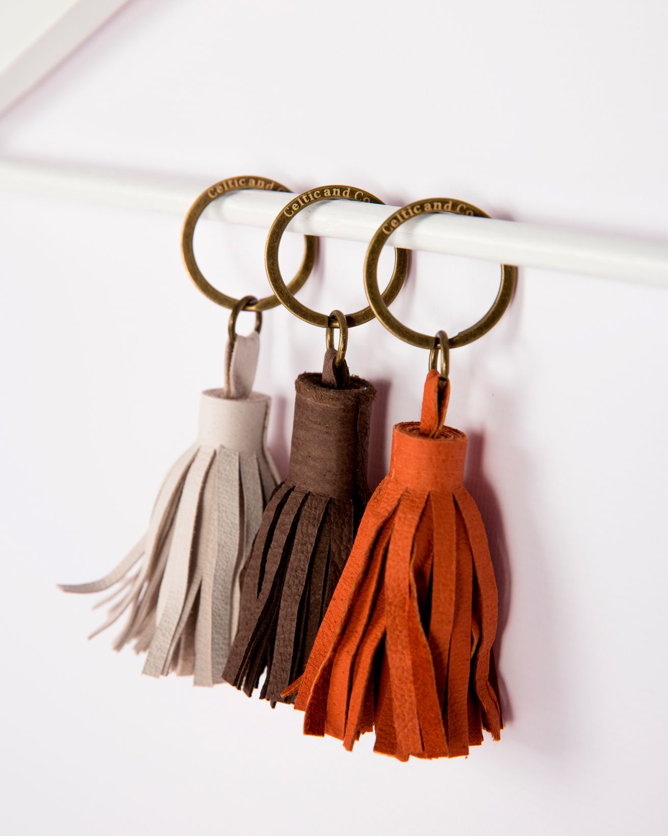 7477-lfs-tassel keyring.jpg
