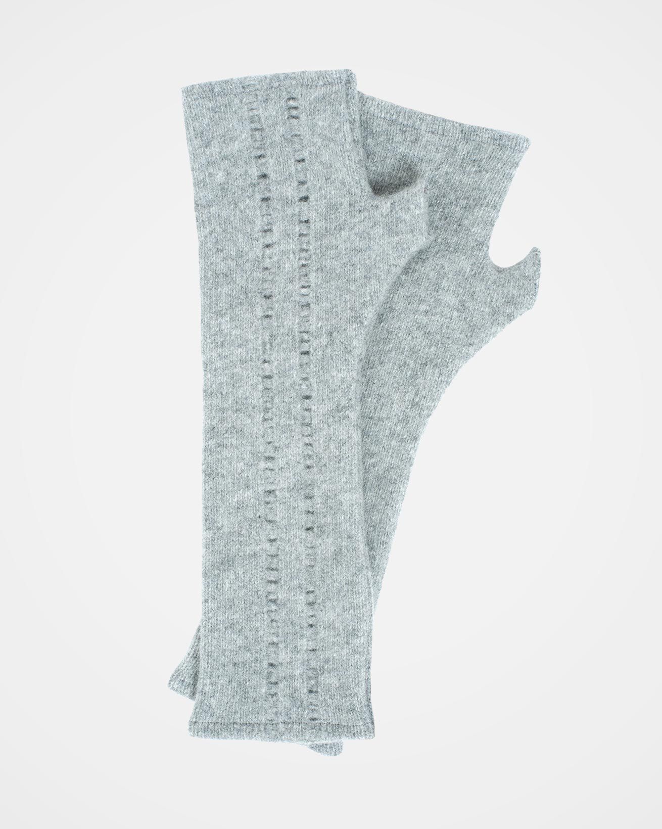 7658_grey-wool-wristmarmers_soft-grey.jpg