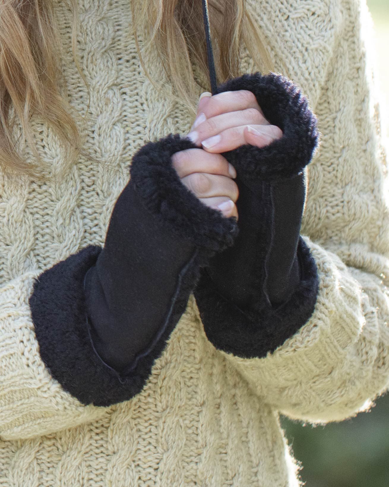 Shearling Wristwarmers 