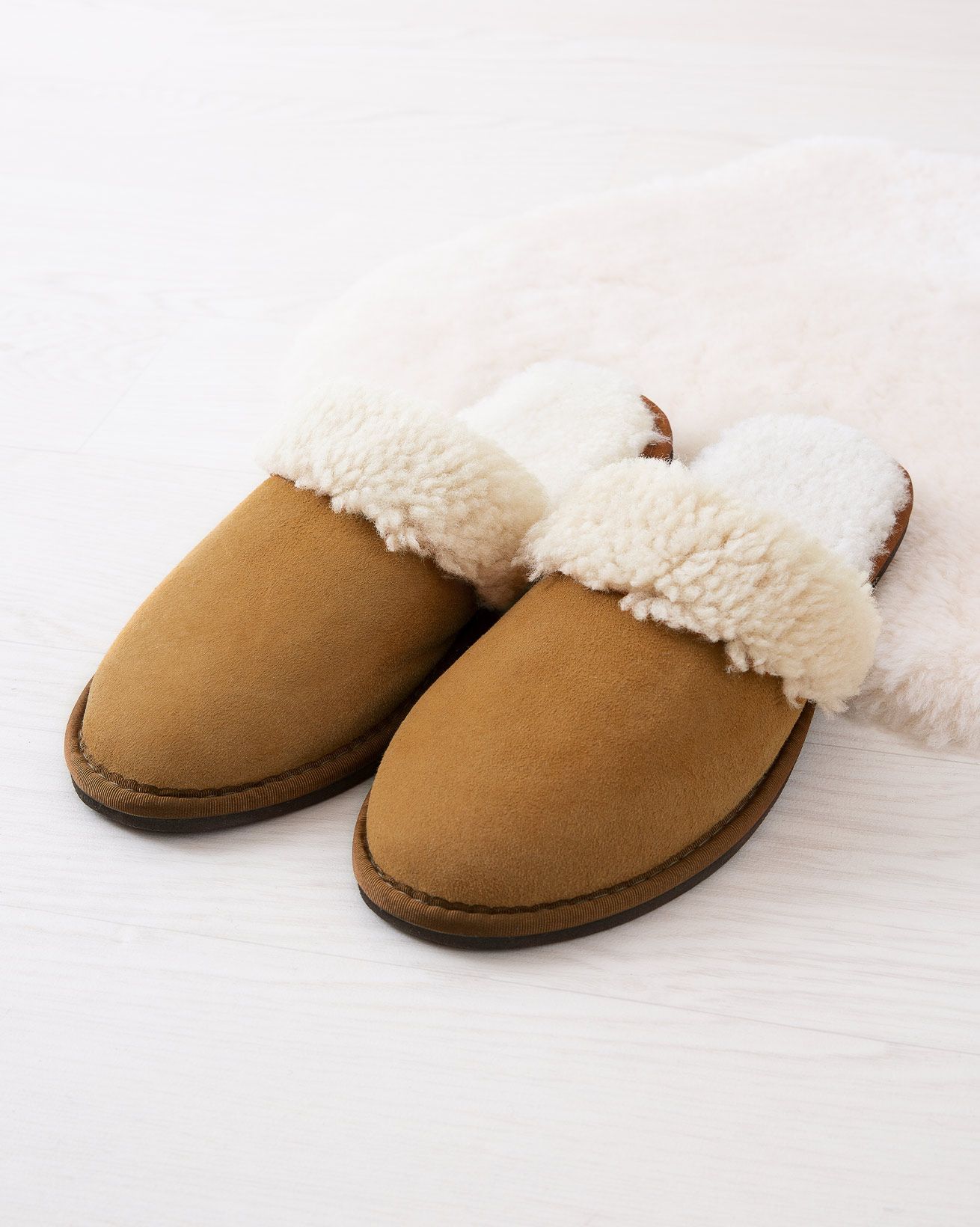 Herren-Mules aus Schaffell