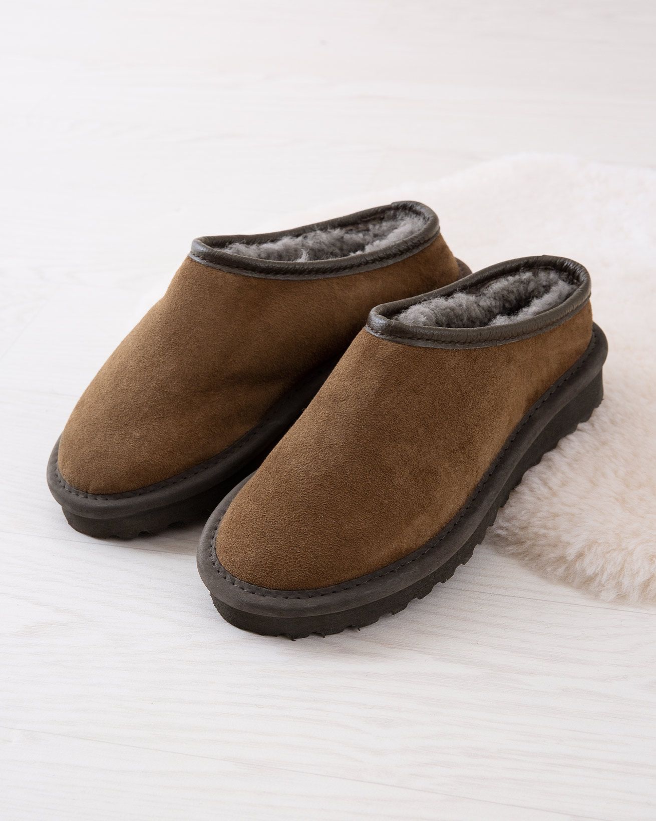 Clogs (with backs)
