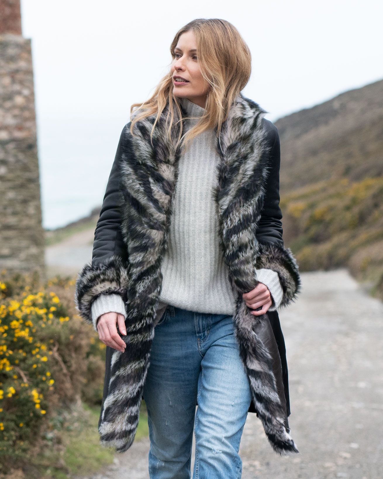 Icon 3/4 Toscana Trim Coat