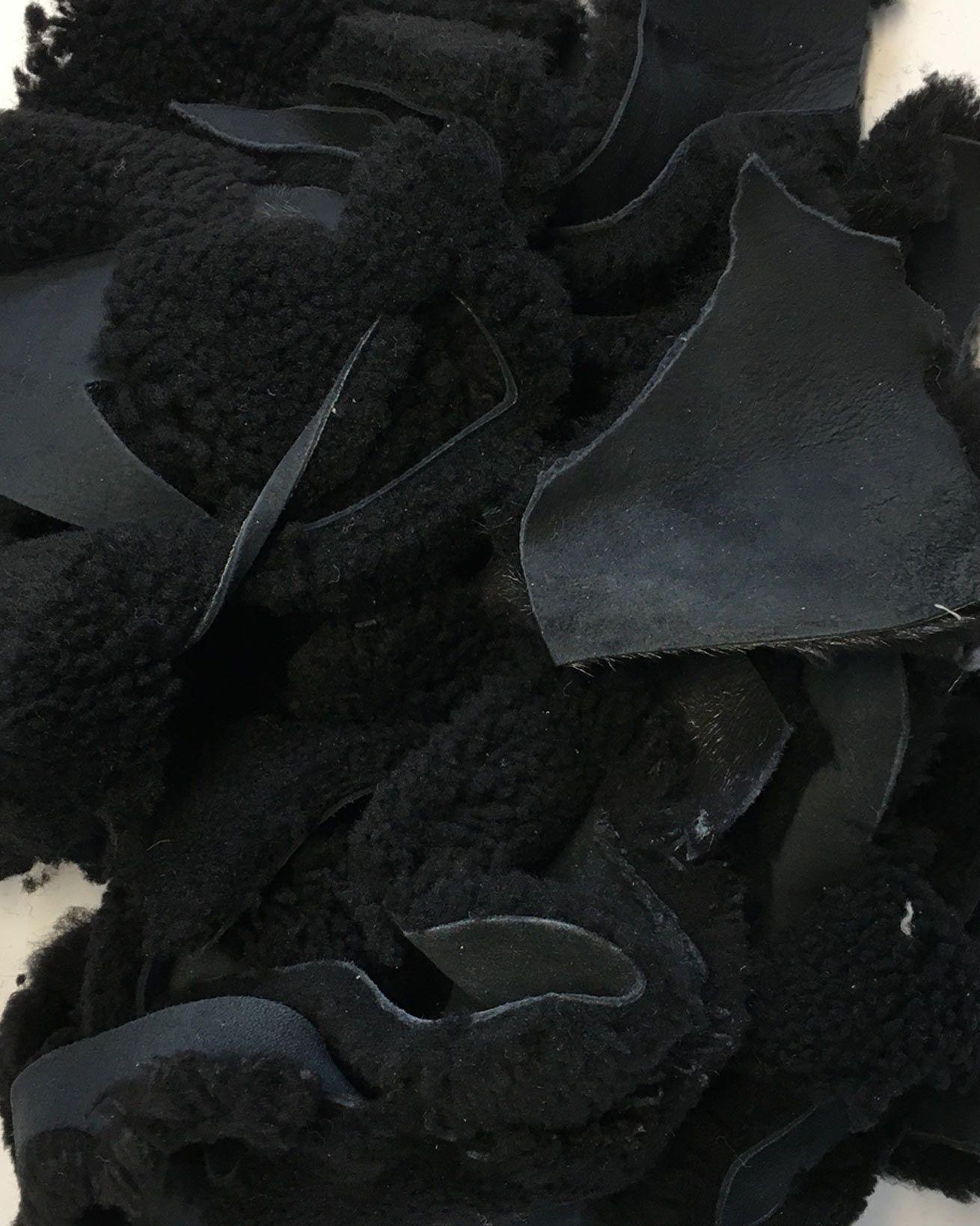 ムートン裁ち落とし