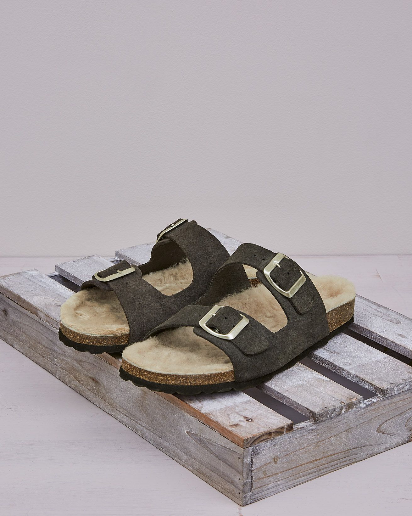 Sheepskin Lined Buckle Sandal