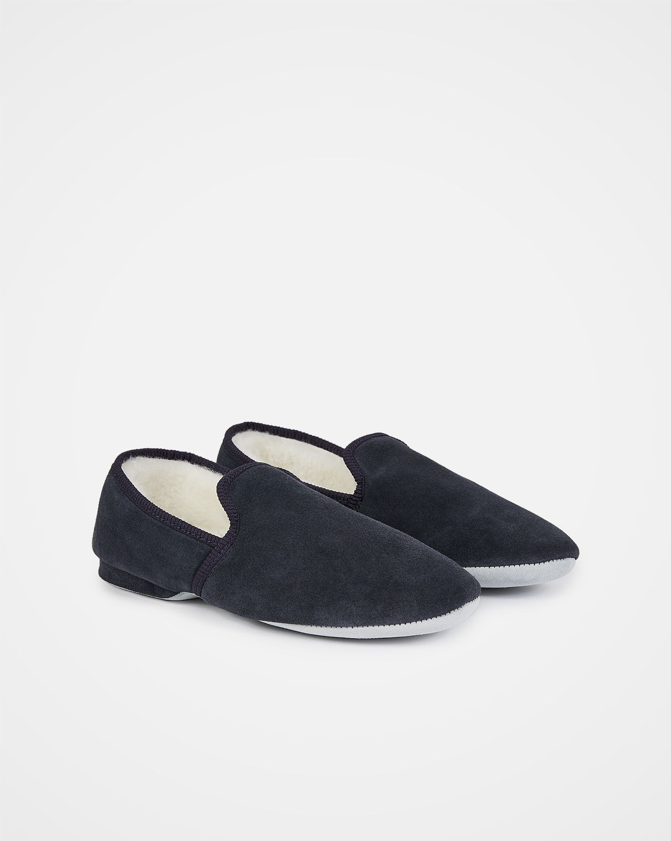 2130_windsor-slippers_navy_pair_web.jpg