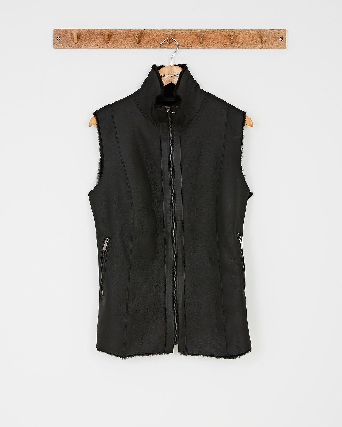 Sheepskin Bodywarmer / Black / 14