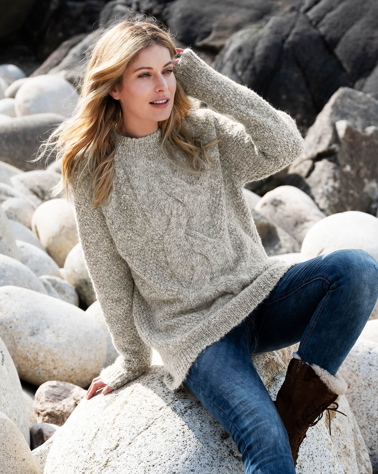 Merino-Alpaka Pullover mit Zopfmuster