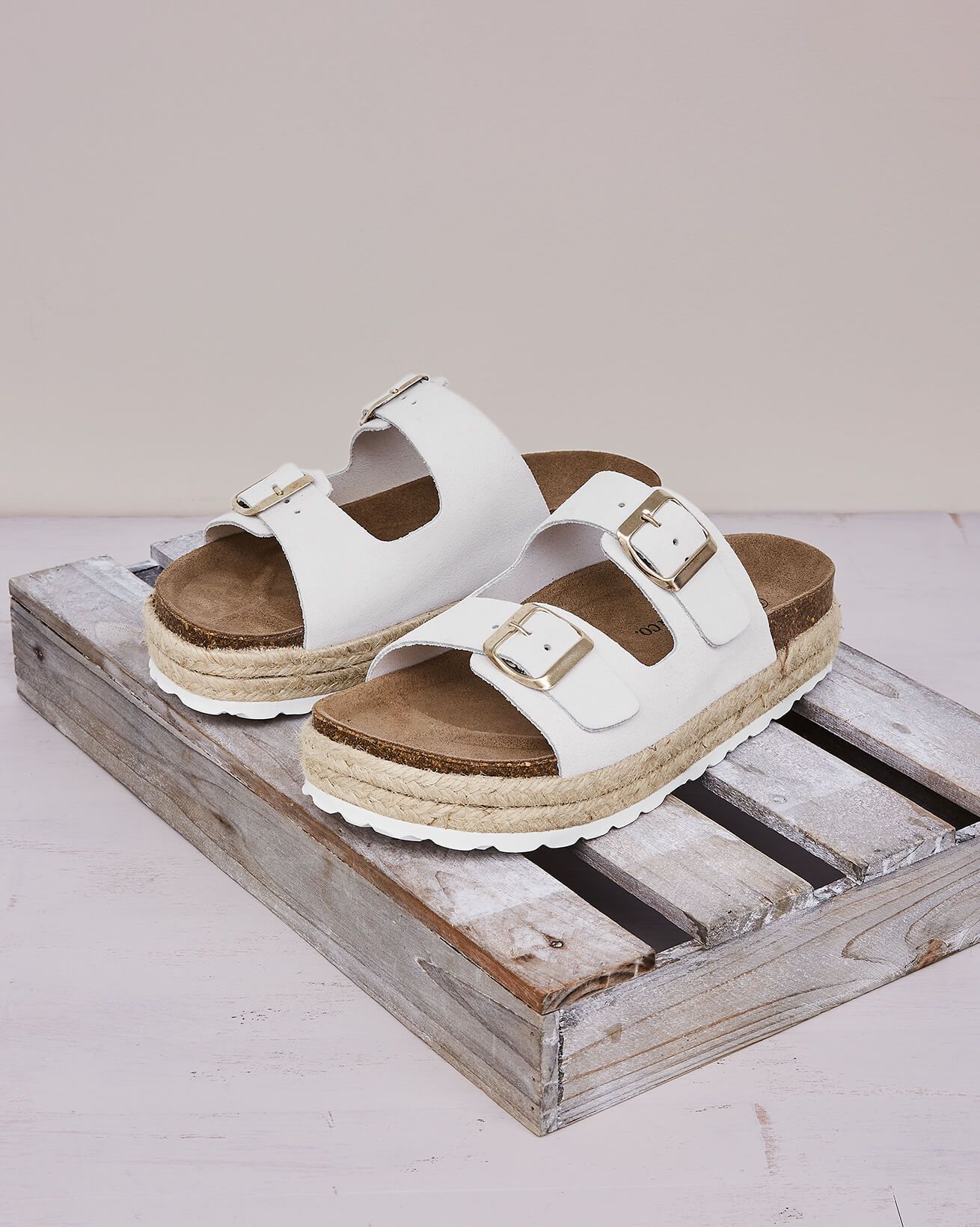 7582_double-buckle-sandals_white_lfs_web.jpg
